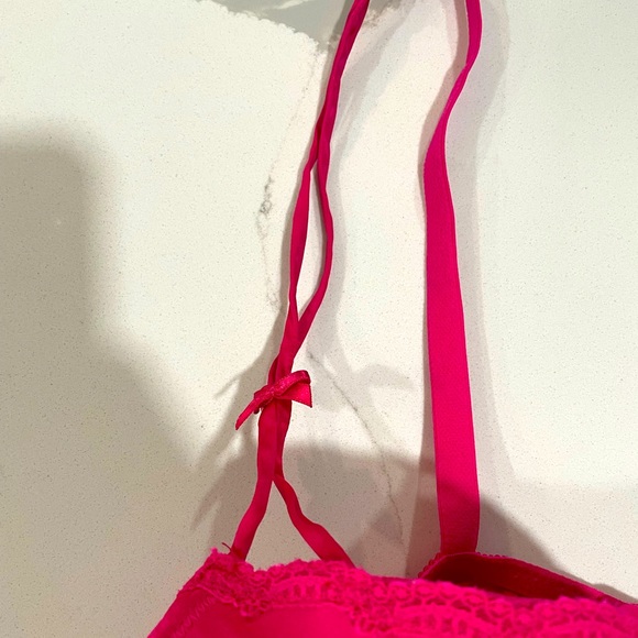 Victoria Secret Bra 36 D - Picture 4 of 4